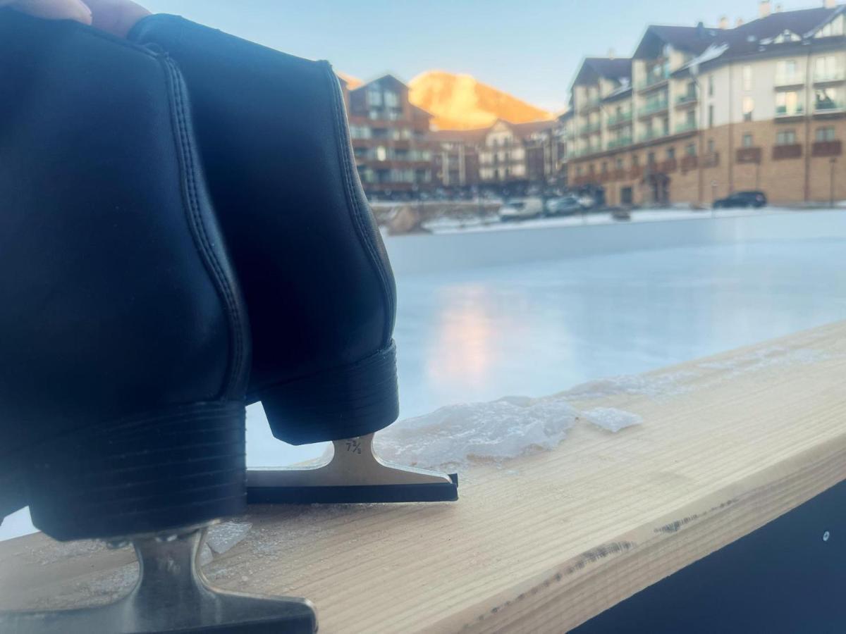 Delux Apartment Next To Ice Rink 구다우리 외부 사진